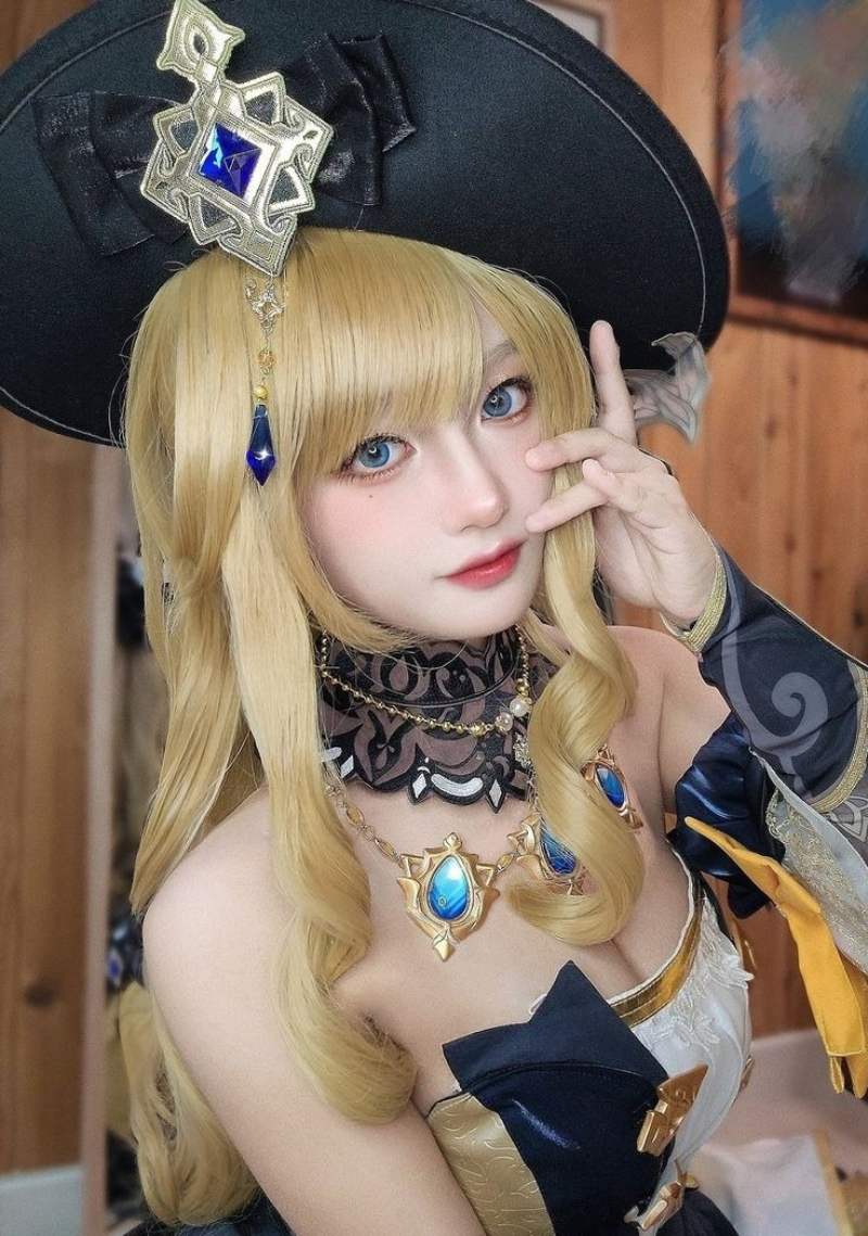 Ảnh gái xinh cosplay nhân vật Lisa Minci - Genshin Impact