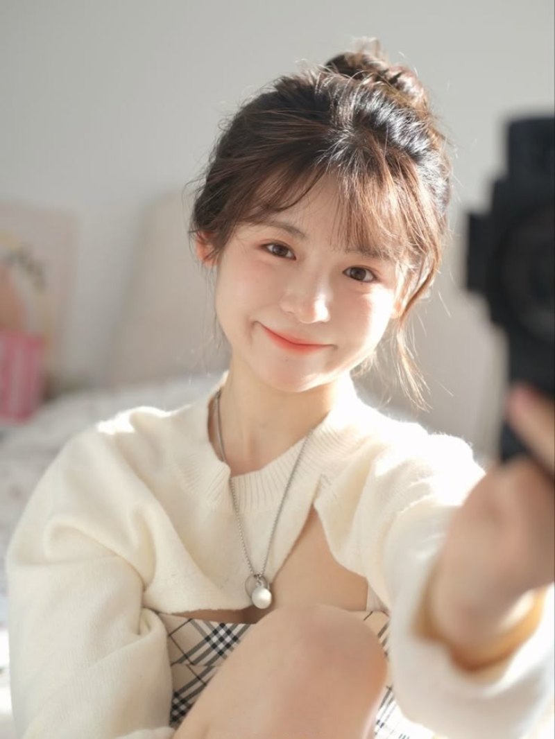 Ảnh gái xinh cute cười mĩm