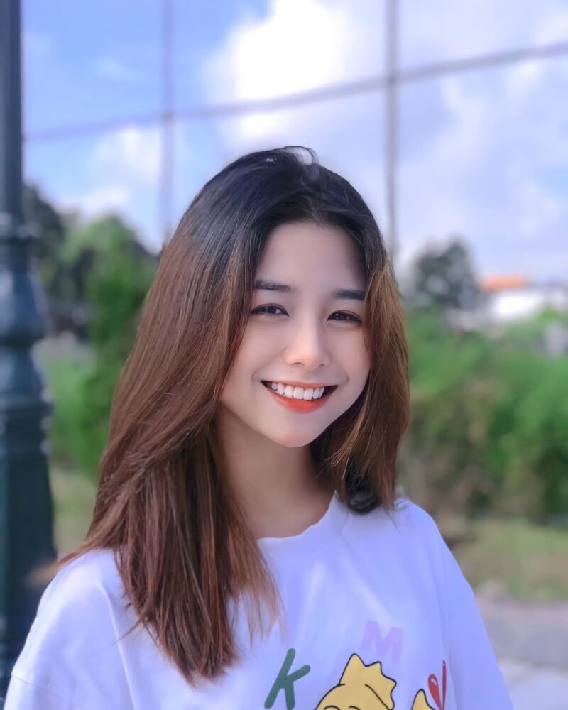 Ảnh gái xinh cute cười tươi