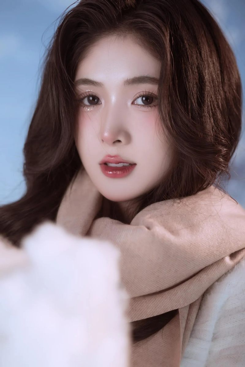 Ảnh Quỳnh Alee cười dễ thương