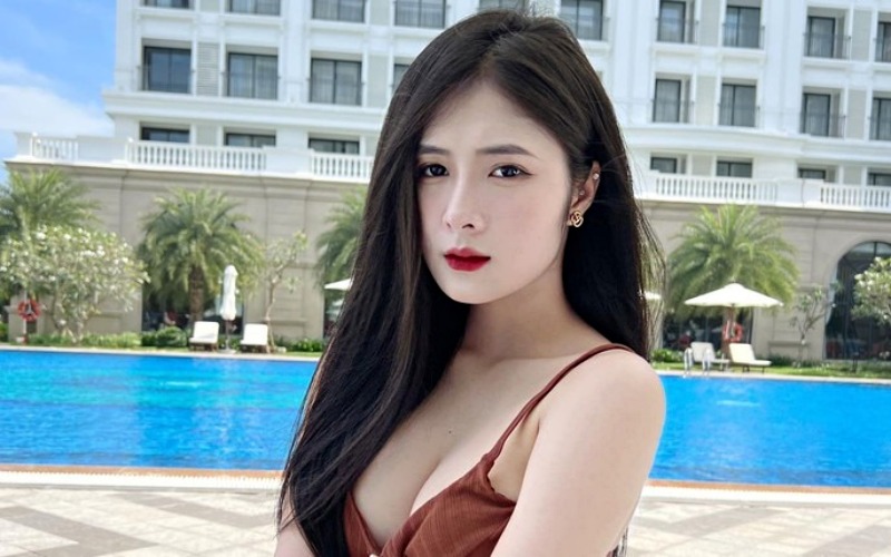 Ảnh Quỳnh Alee bikini sexy bỏng mắt người nhìn