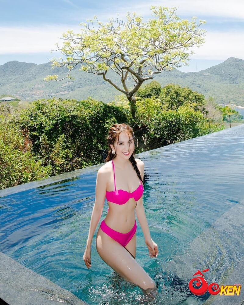 ngọc trinh mặc bikini