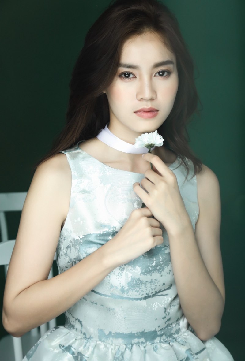 Ninh Dương Lan Ngọc xinh đẹp thần thái