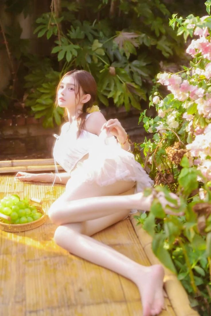Ảnh gái xinh Douyin mặc hở nằm sexy Ảnh gái xinh Douyin mặc hở nằm sexy