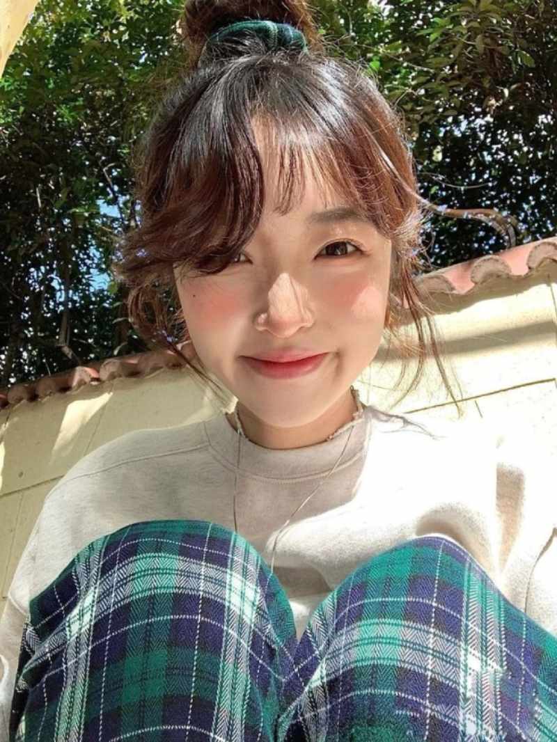 Ảnh gái xinh 2k7 cười duyên Ảnh gái xinh 2k7 cười duyên