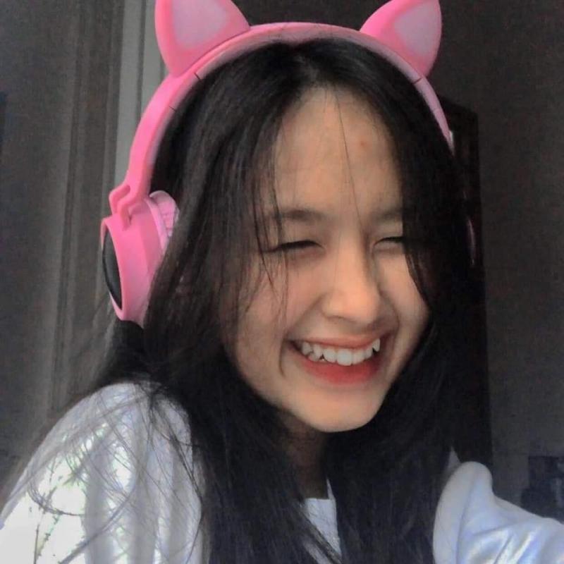 Ảnh gái xinh cười híp mắt cute Ảnh gái xinh cười híp mắt cute