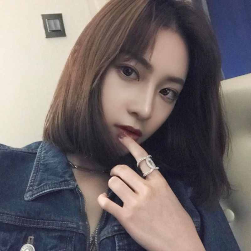 Ảnh gái xinh ngầu tóc ngắn dễ thương Ảnh gái xinh ngầu tóc ngắn dễ thương