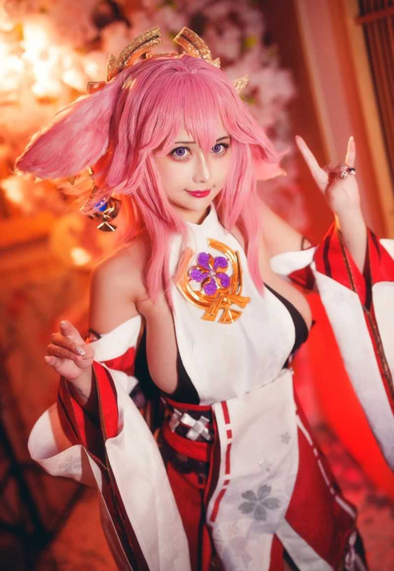 Cosplay Yae Miko đáng yêu Cosplay Yae Miko đáng yêu