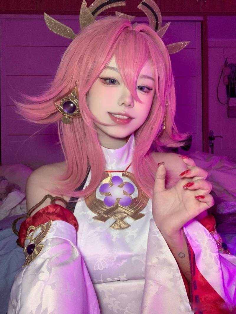 Cosplay Yae Miko dễ thương Cosplay Yae Miko dễ thương