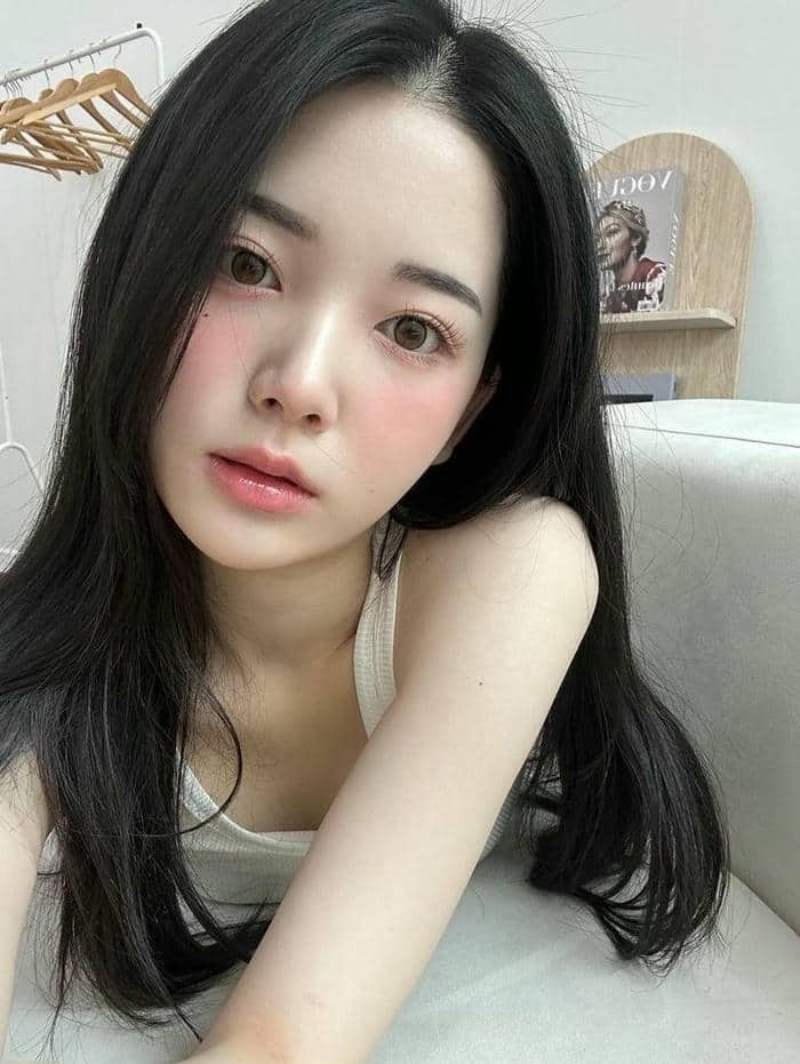 Gái xinh Hàn Quốc sexy trong phòng ngủ Gái xinh Hàn Quốc sexy trong phòng ngủ