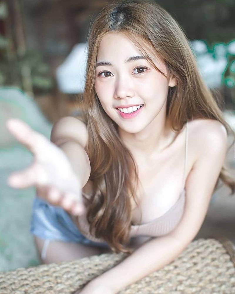 Gái xinh Thái Lan cười tươi Gái xinh Thái Lan cười tươi